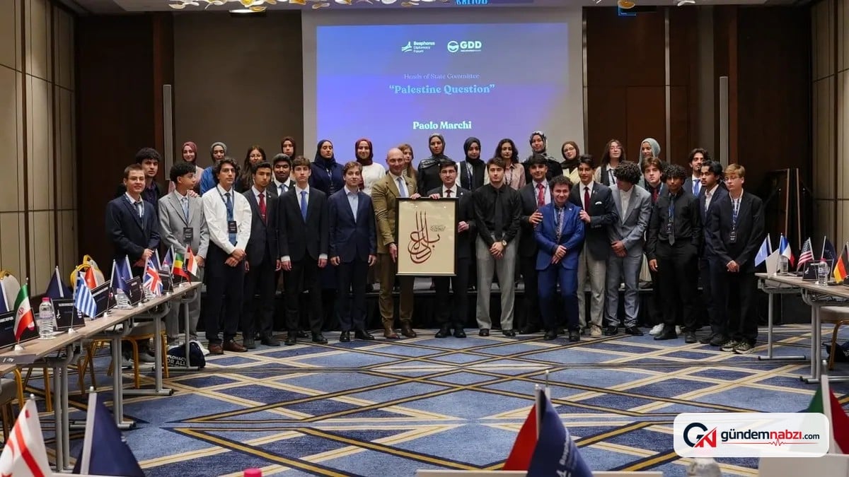 Diplomasi Forumunda gençler Orta Doğu krizlerini ele aldı