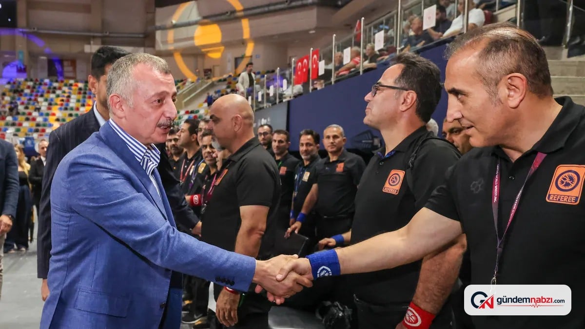 Kocaeli'de uluslararası güreş turnuvası sona erdi