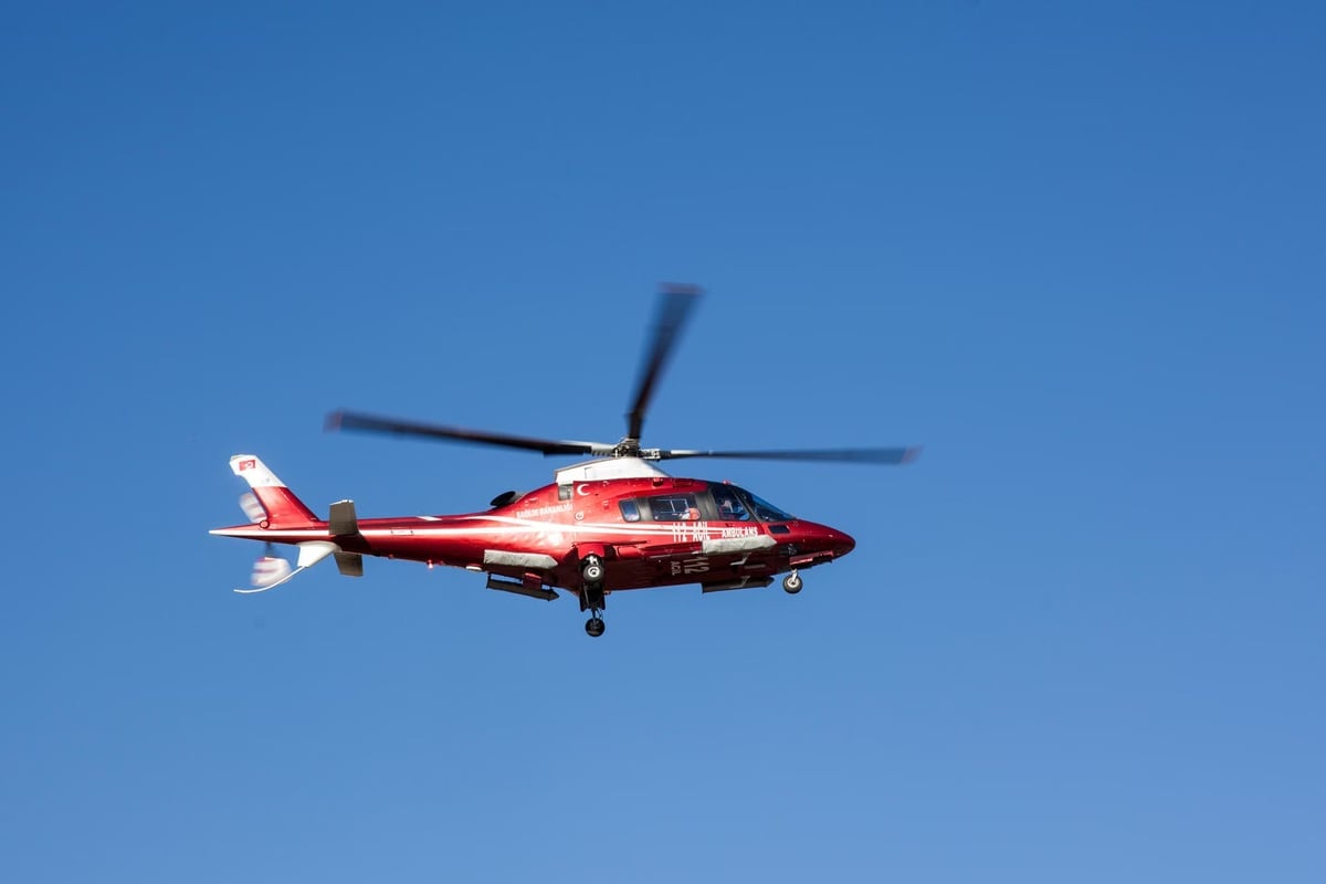 Vücudu yanan bebek ambulans helikopterle Ankara'ya sevk edildi