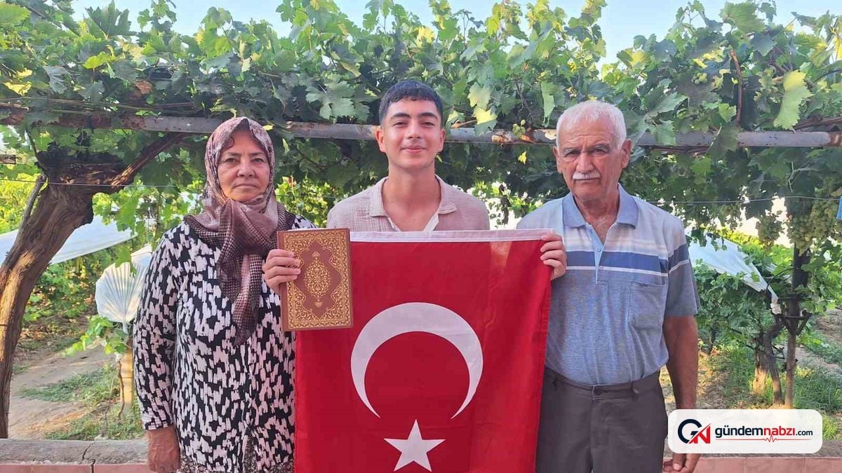 Siyer yarışmasında dereceye giren lise öğrencisi umre kazandı