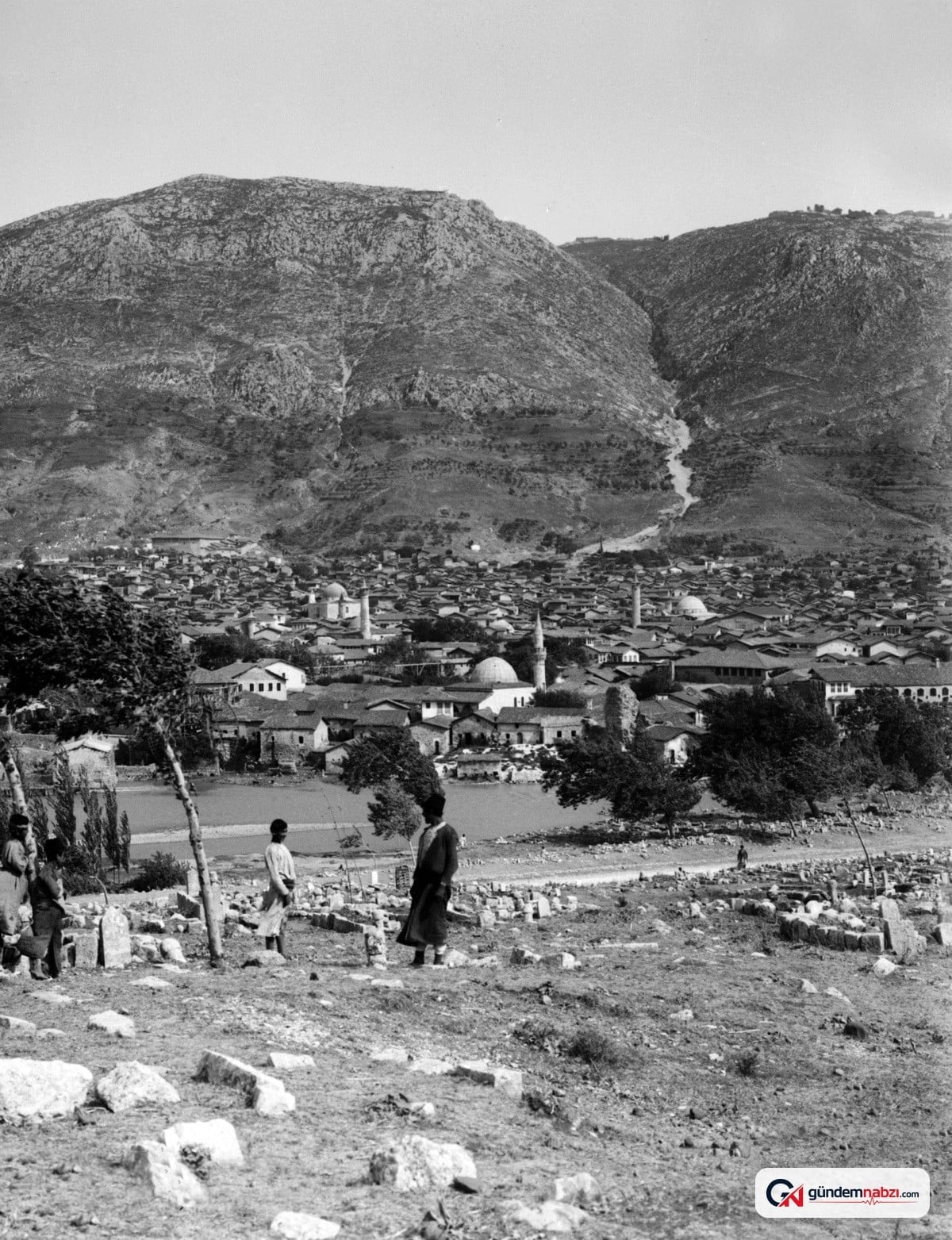 Hatay'da hırsızlık ve gasp suçlamasıyla 3 zanlıdan 2'si tutuklandı