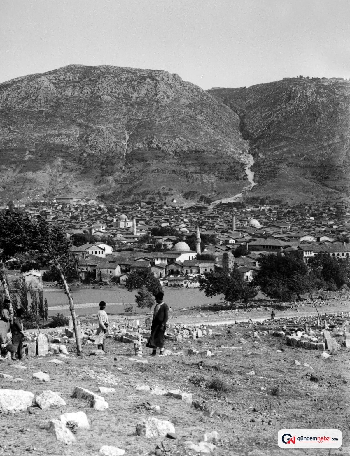 Hatay'da hırsızlık ve gasp suçlamasıyla 3 zanlıdan 2'si tutuklandı