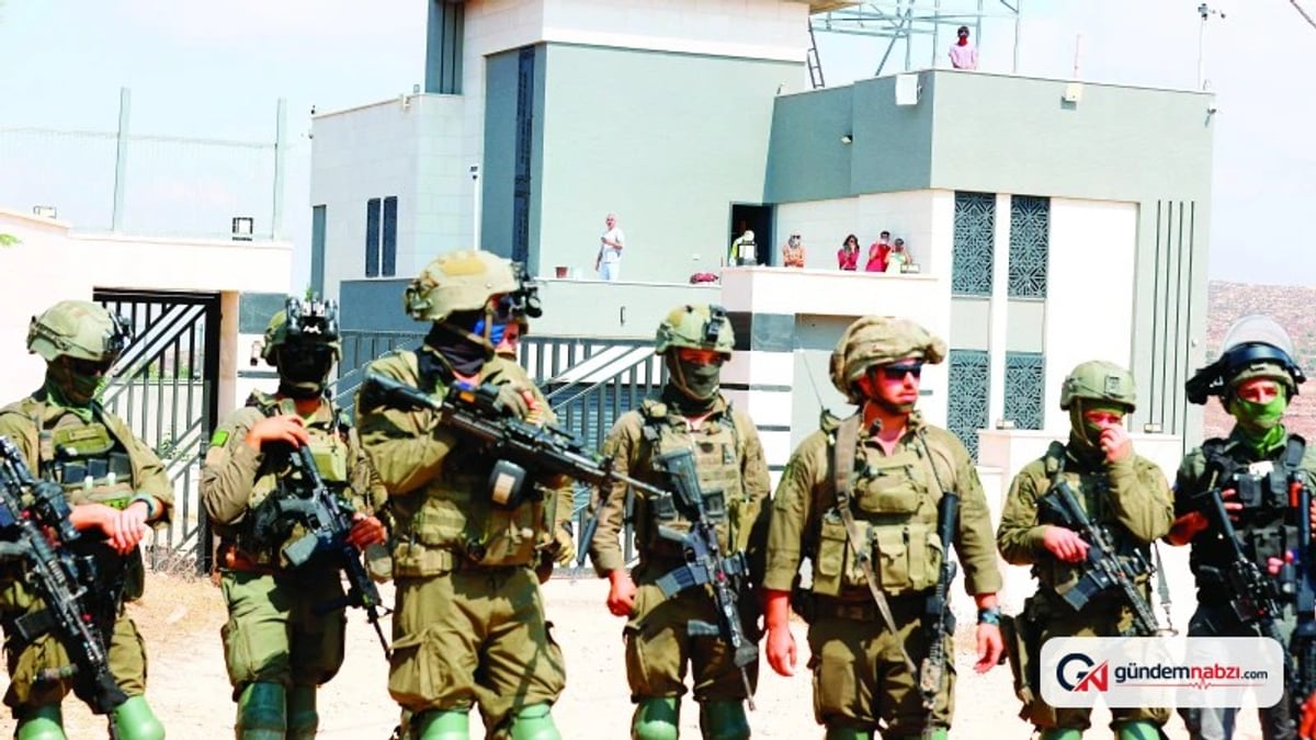 Batı Şeria'da Yahudi yerleşimciler 3 ailenin evini kuşattı