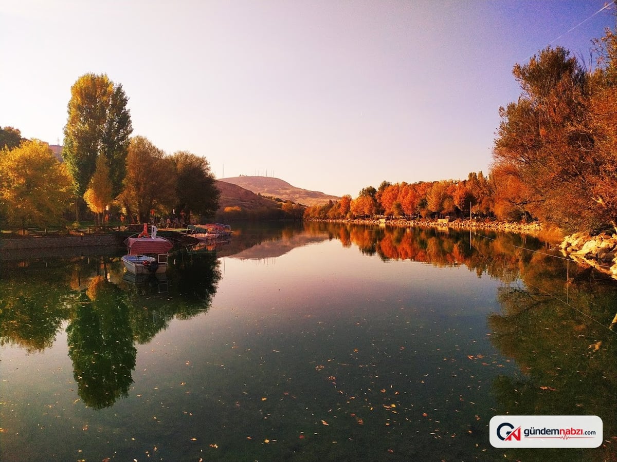 Malatya'da üç araç çarpıştı: 8 kişi yaralandı
