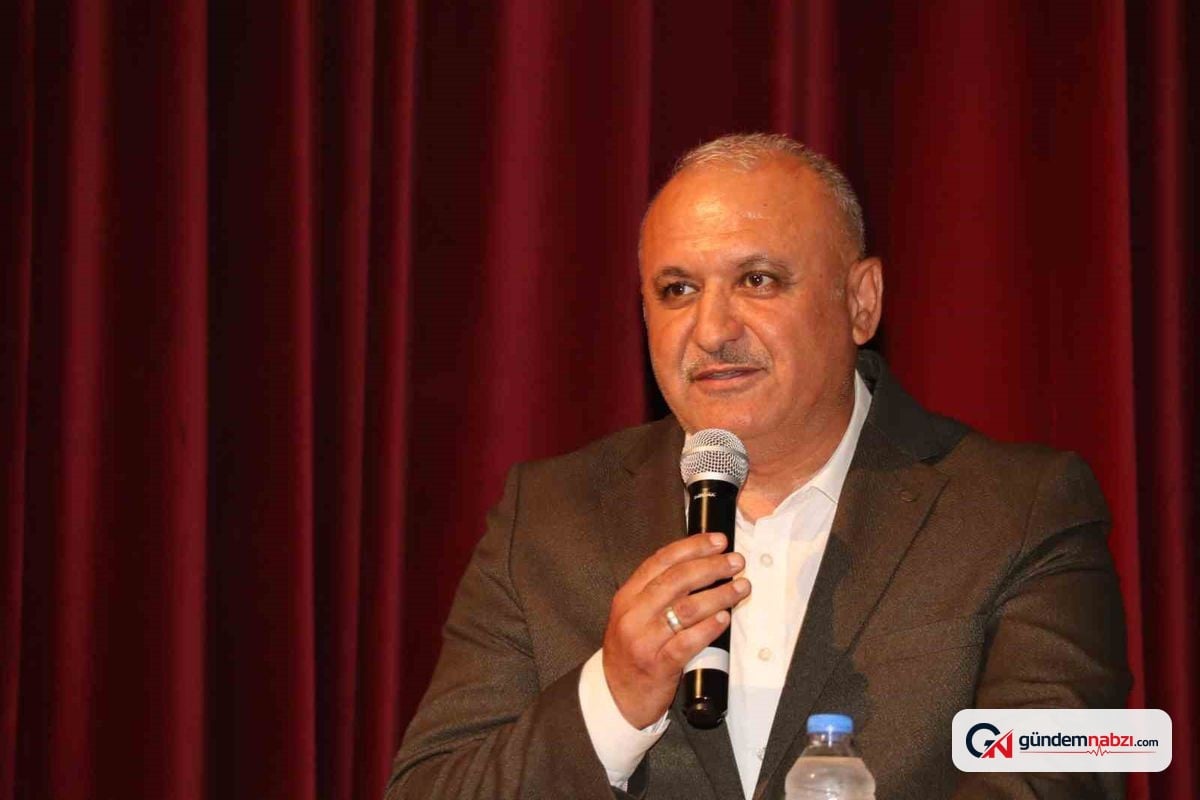 Eğitim-Bir-Sen'den özel sektör öğretmenleri için yasa talebi
