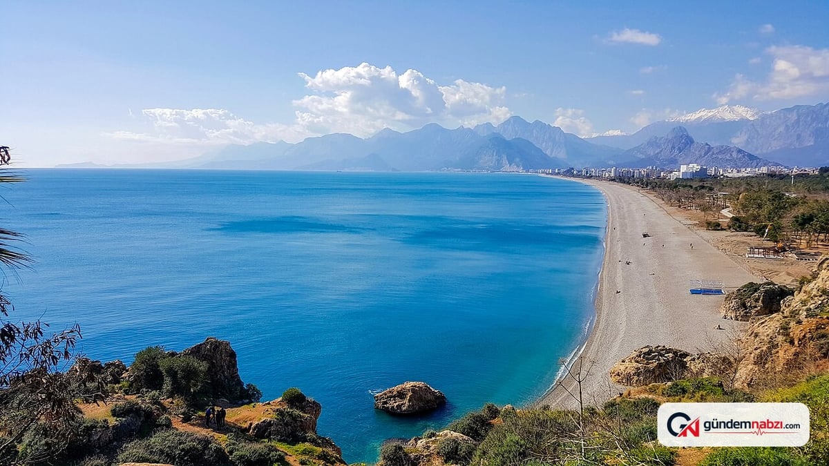 Antalya 233 mavi bayrakla dünyada birinci oldu