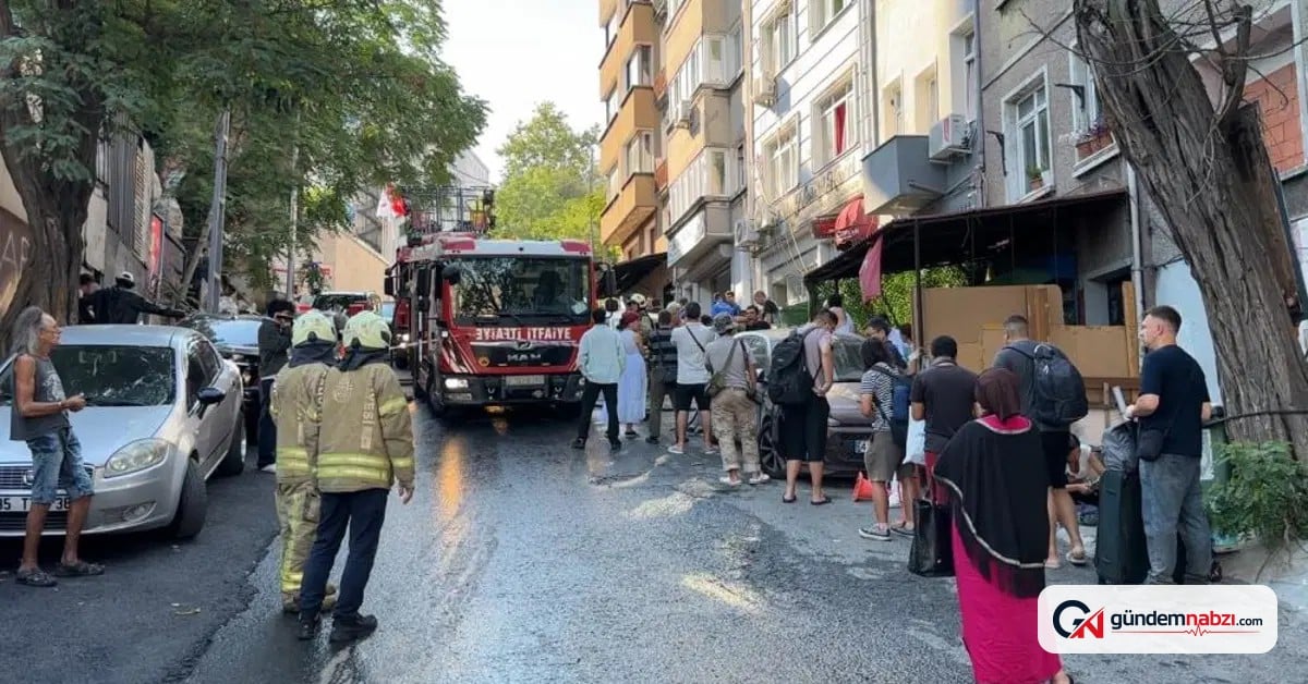 İstanbul Beyoğlu'nda otelde yangın çıktı