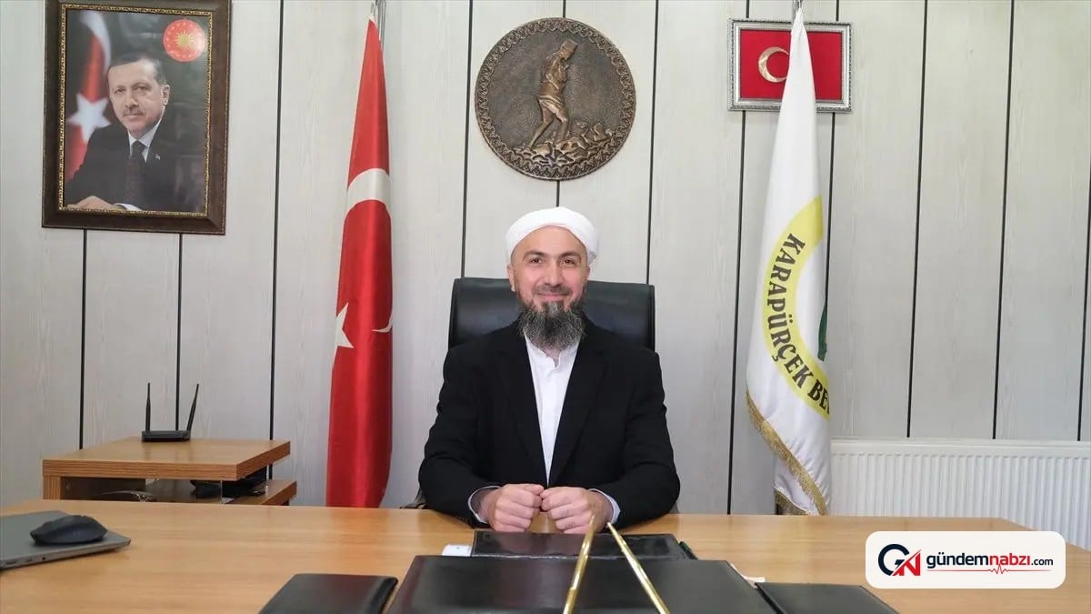 Karapürçek'te sarıklı başkan: Mehmet Murat Çoruhlu