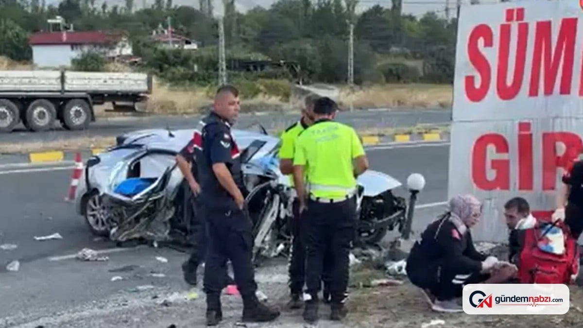 Kastamonu'da otomobil su kanalına çarptı: 2 ölü, 4 yaralı