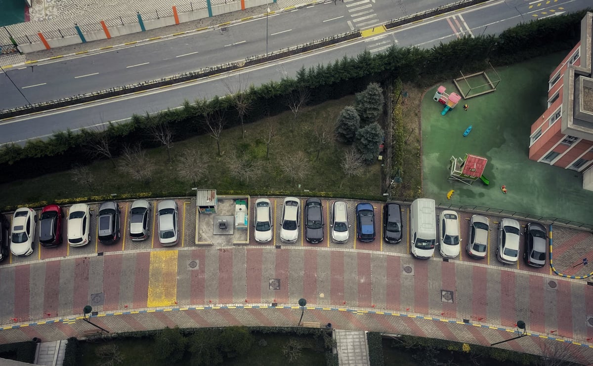 İstanbul'da otopark krizi: 6 araca 1 yer düşüyor