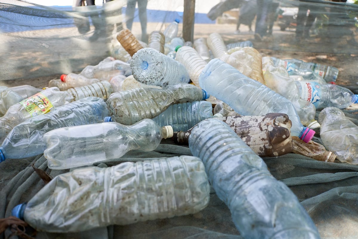 İngiltere'nin plastik atıkları, Adana'nın tarım alanlarını kirletiyor