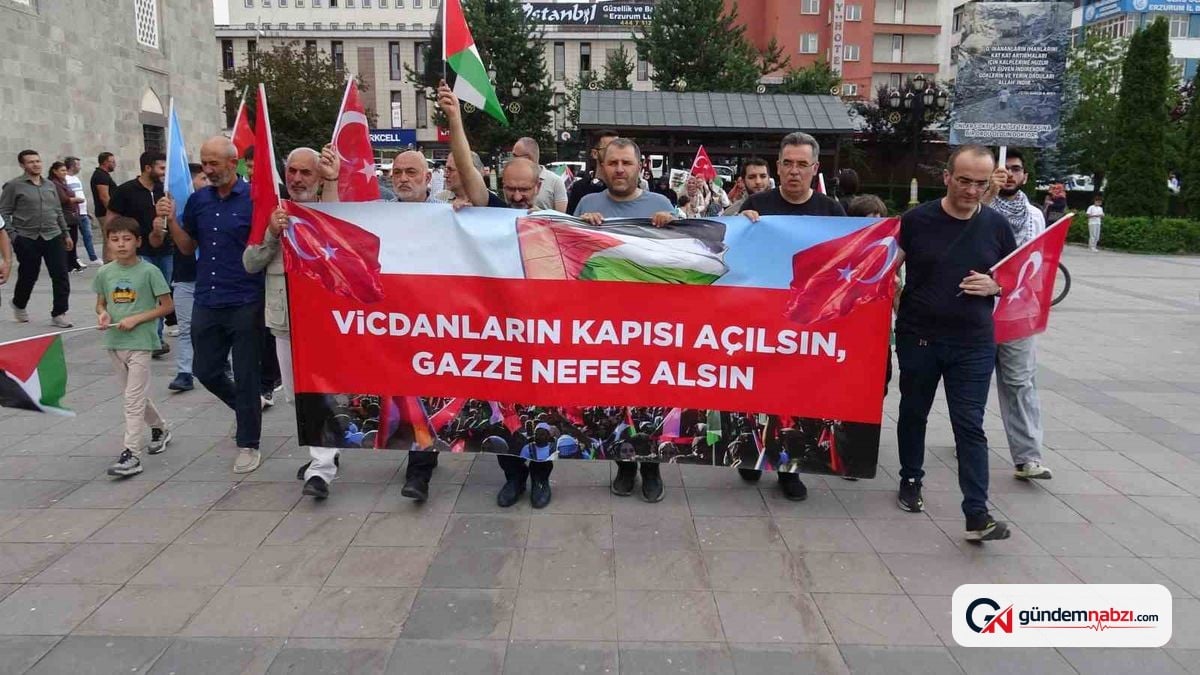 Erzurum'da sağlıkçılardan Gazze için 142. hafta yürüyüşü