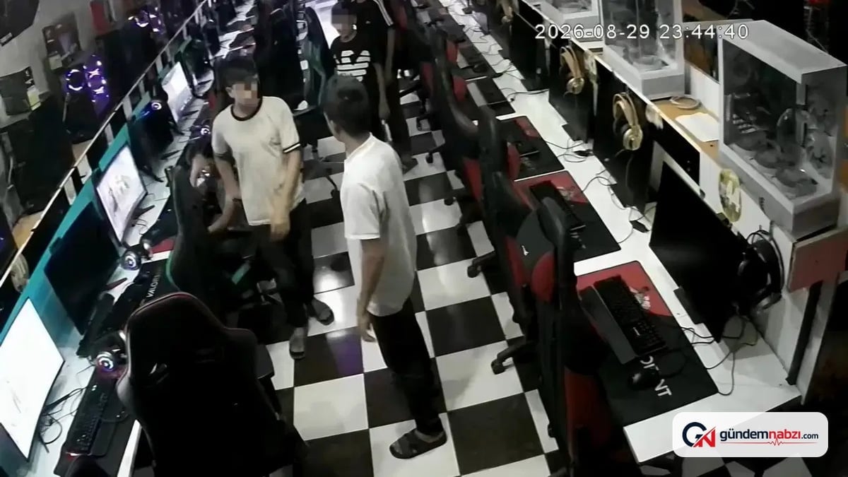 Adana'da internet kafede bıçaklı kavga: 1 çocuk yaralandı