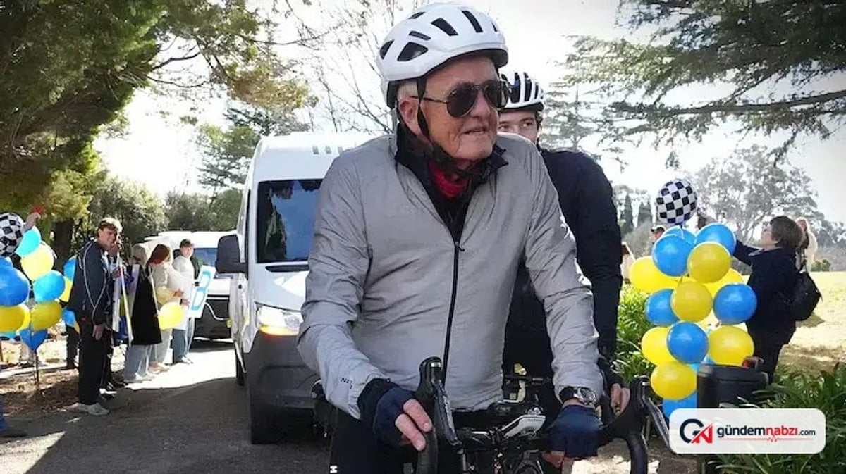 82 yaşındaki Bob Montgomery, 5 bin 300 km bisiklet sürdü