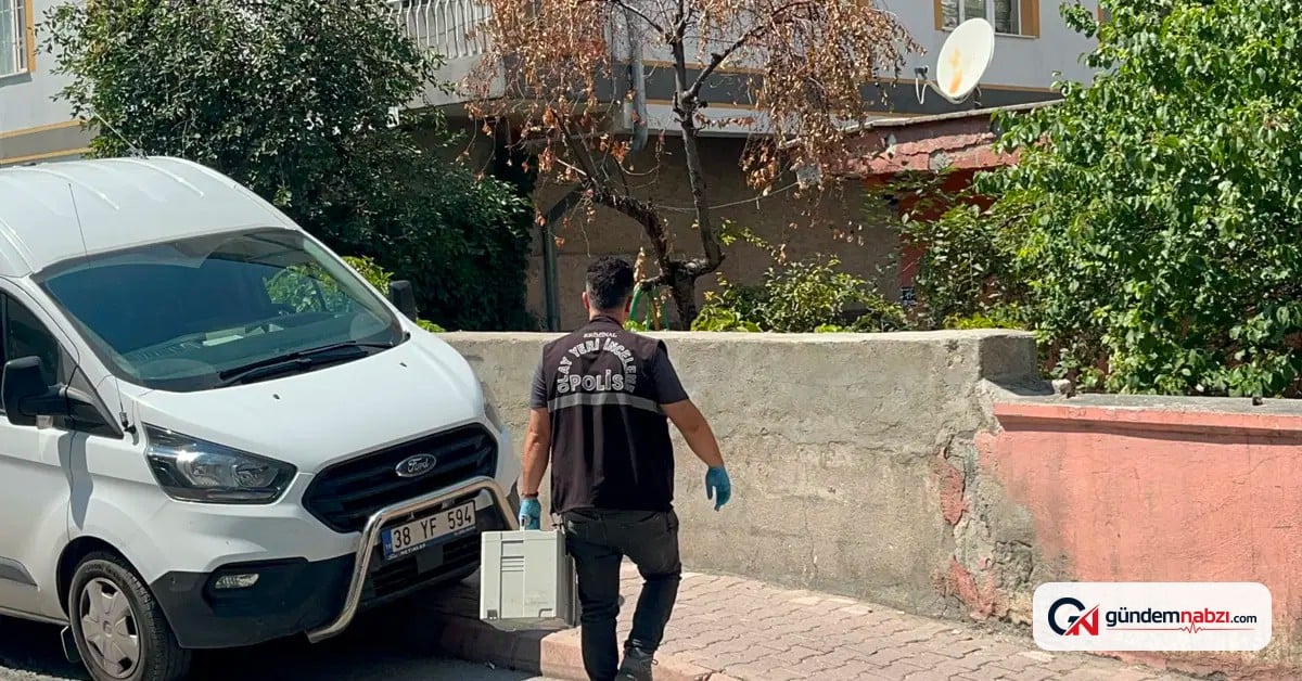 Boşanma aşamasındaki eşini bıçaklayarak polise teslim oldu