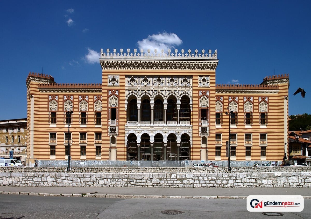 Saraybosna'daki tarihi Vijecnica Kütüphanesi 34 yıldır ayakta