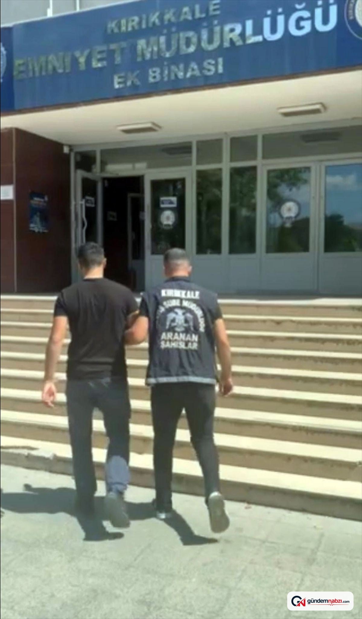 Kırıkkale'de iki firari hükümlü yakalandı