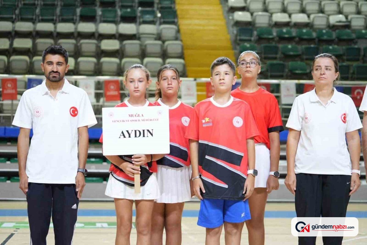 Muğla'da Anadolu Yıldızlar Ligi Tenis Müsabakaları başladı