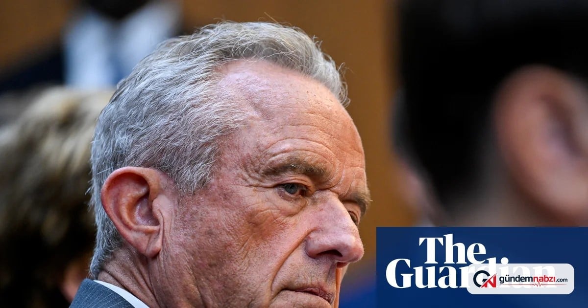 RFK Jr, ABD ailelerine çocuklarını kızamık aşısı yaptırmalarını söyledi
