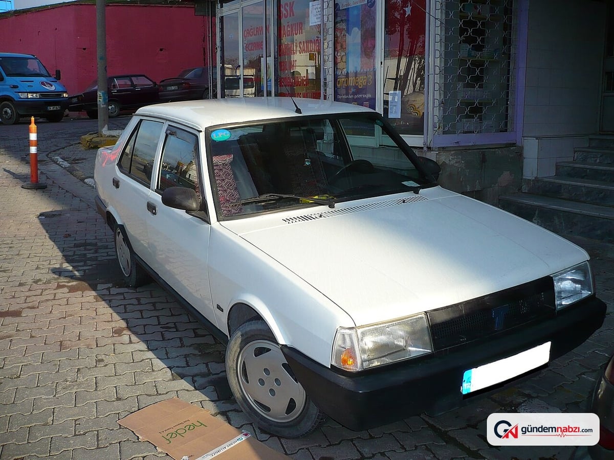 Sinop'ta seyir halindeki otomobilde yangın çıktı