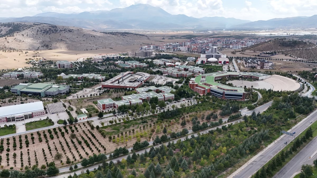 Eskişehir Osmangazi Üniversitesi 203 personel alacak