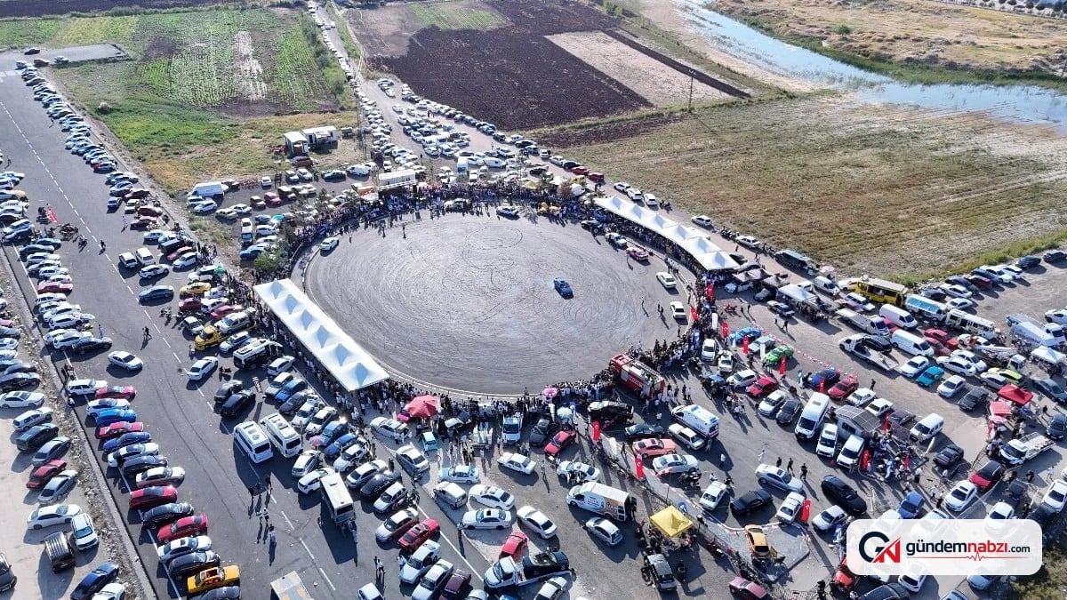 Sivas'ta drift festivali: Modifiye araç tutkunları buluştu