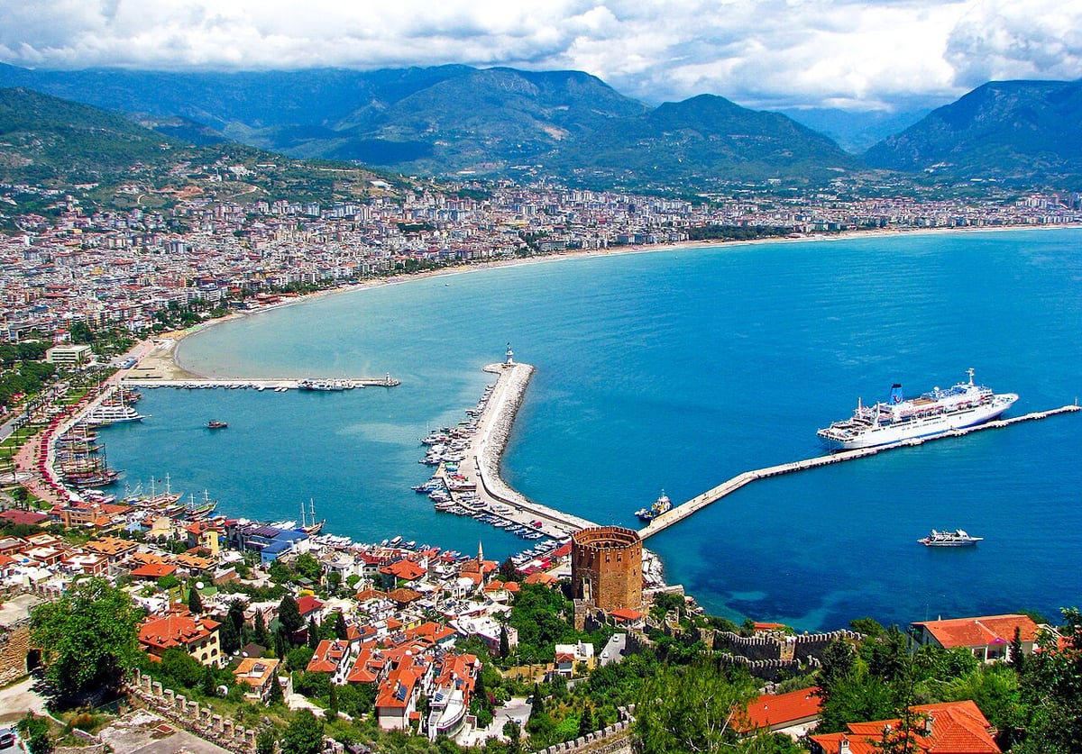 Mikroplastik kirliliği Alanya'dan Muğla Fethiye'ye kadar ulaşıyor