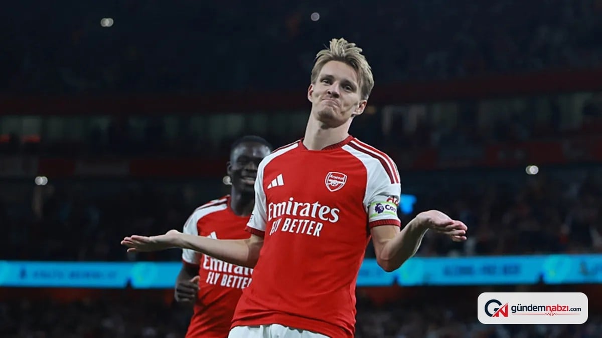Arsenal, Premier Lig'e 3 puanla başladı