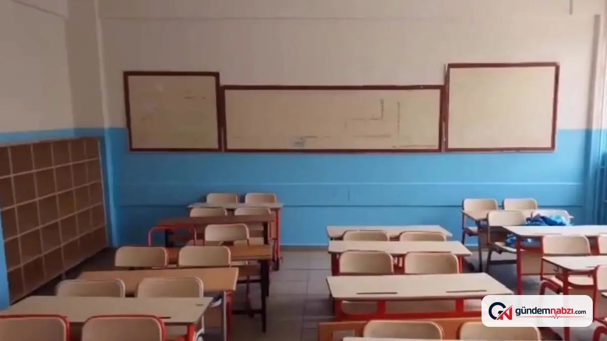 Gaziantep'te denetimli serbestlik yükümlüleri okulları boyadı
