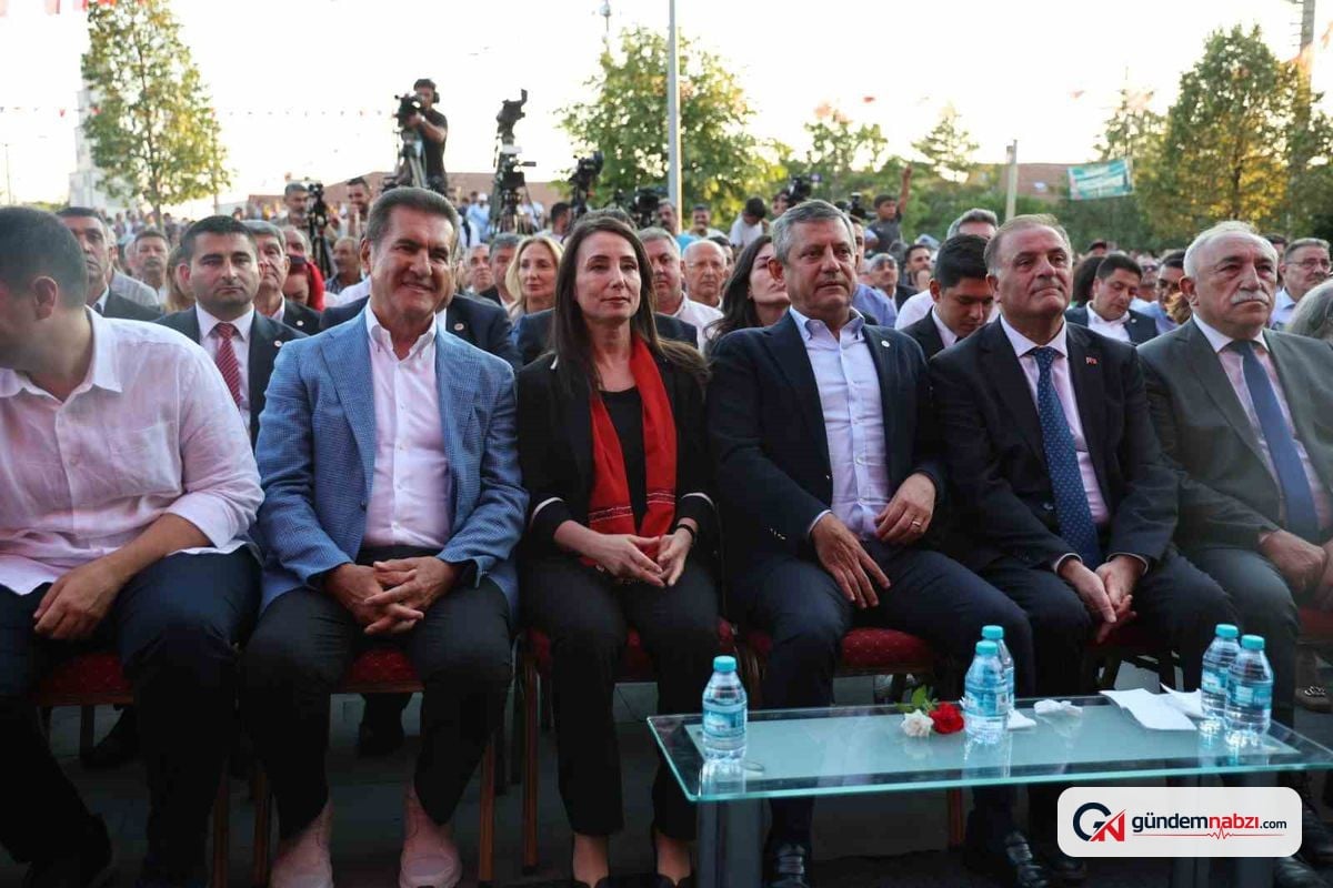 Özgür Özel: Cemevi de ibadethanedir