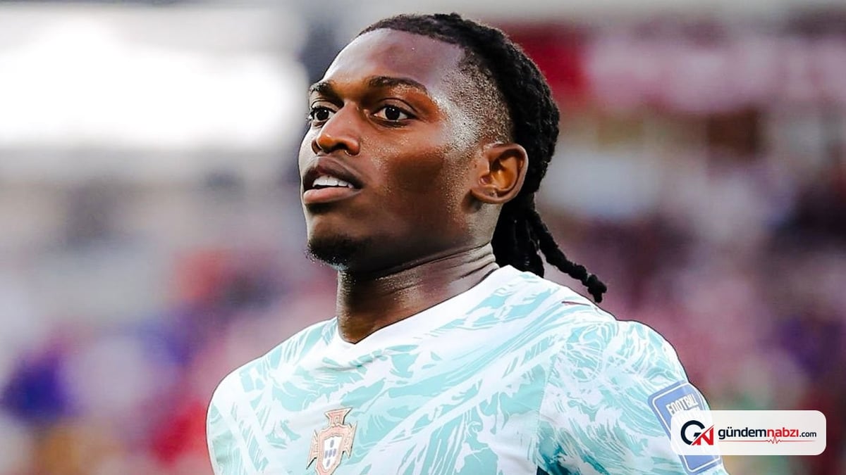 Rafael Leao'dan transfer iddialarına yanıt: 'Yetki ailemde ve avukatlarımda'