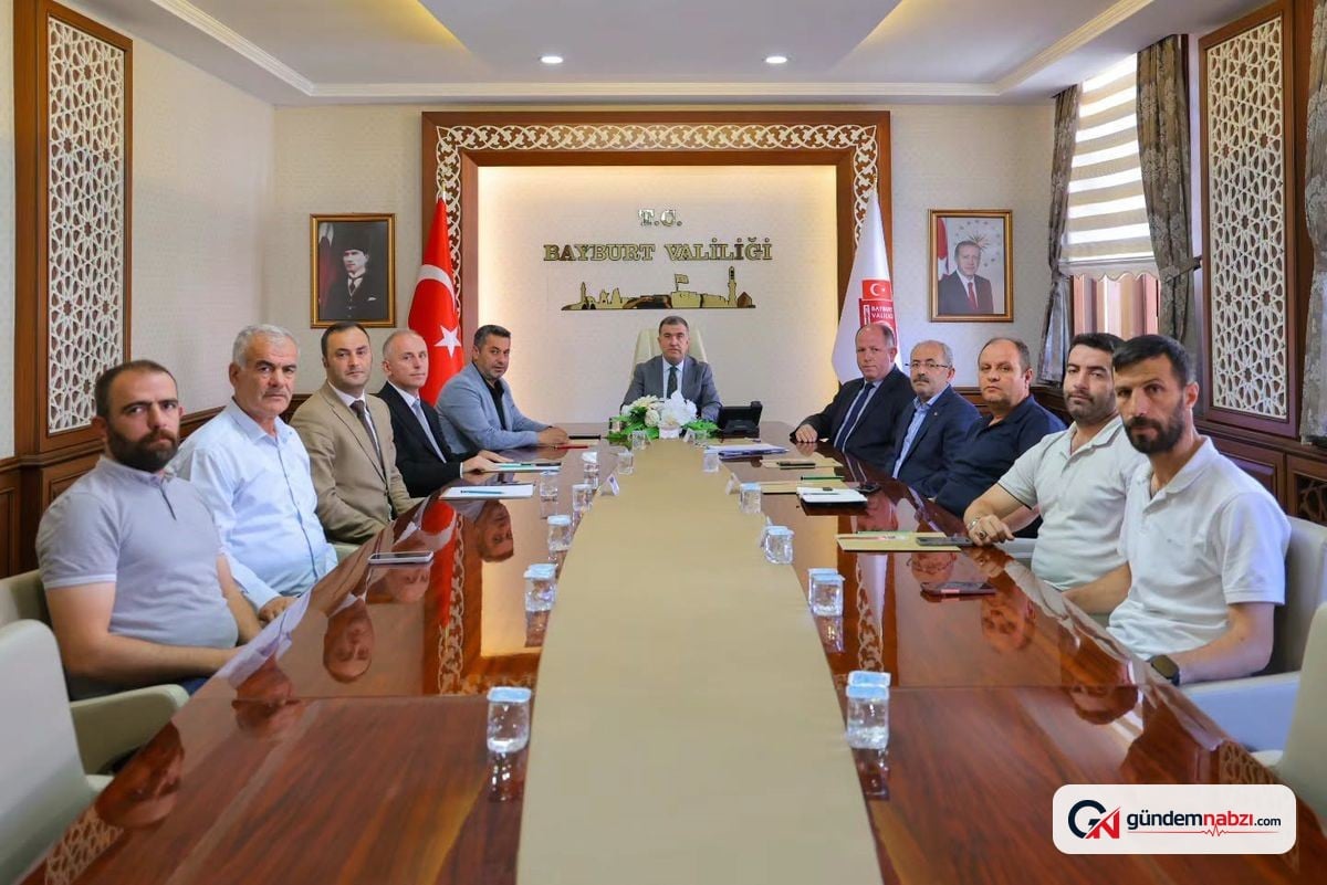 Bayburt OSB altyapı çalışmaları Vali Eldivan başkanlığında değerlendirildi