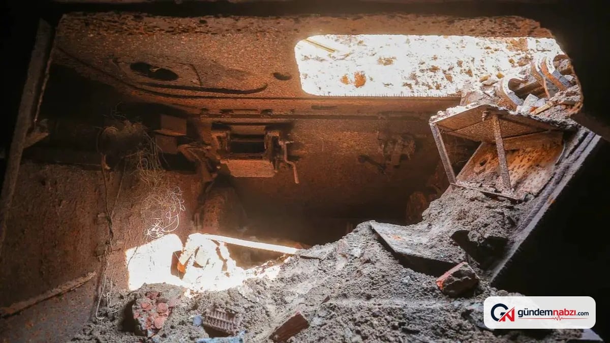 Kazan'da Üniversite alanında Nazi tankı bulundu