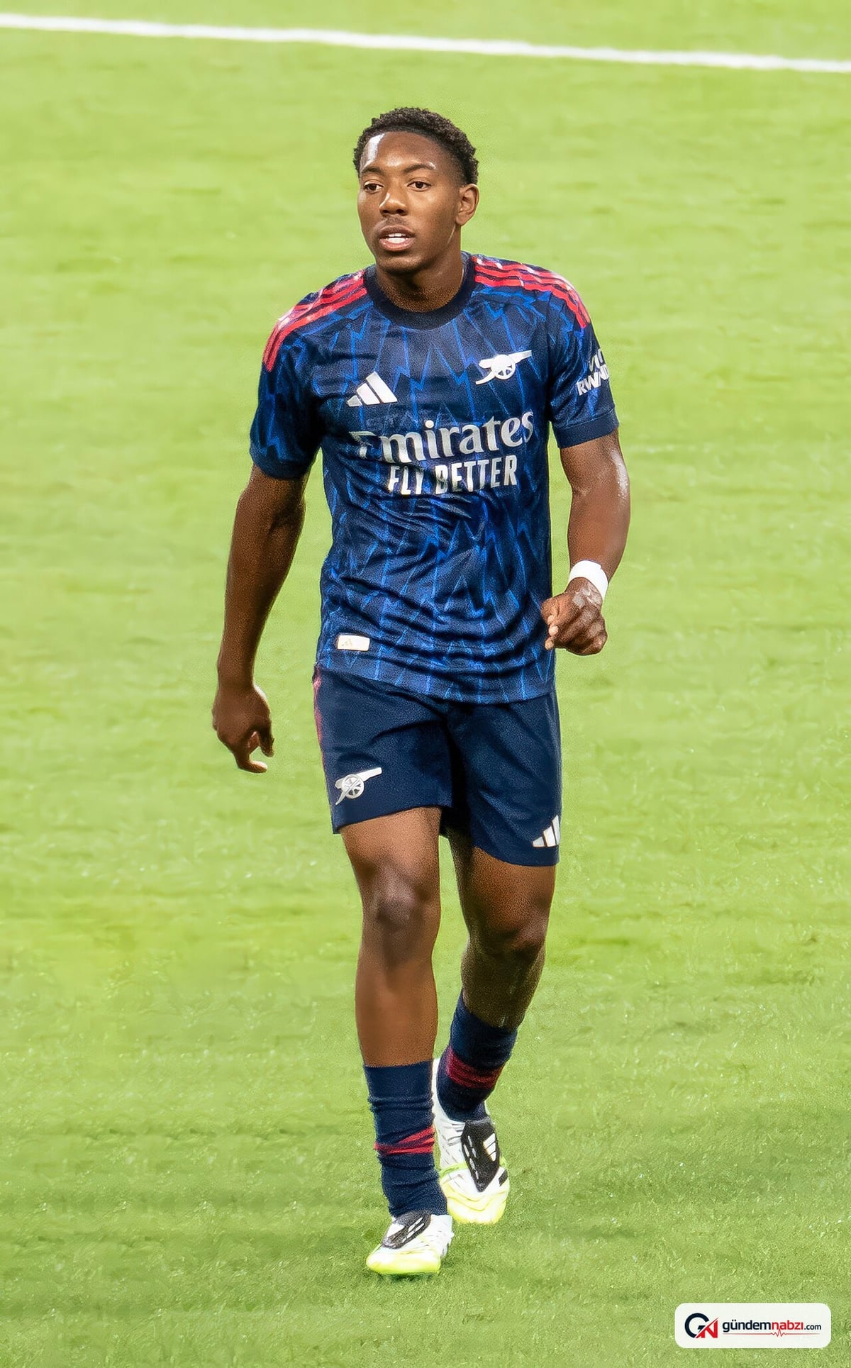 Chelsea, Arsenal'dan Myles Lewis-Skelly'i almak için yeniden girişimde bulundu