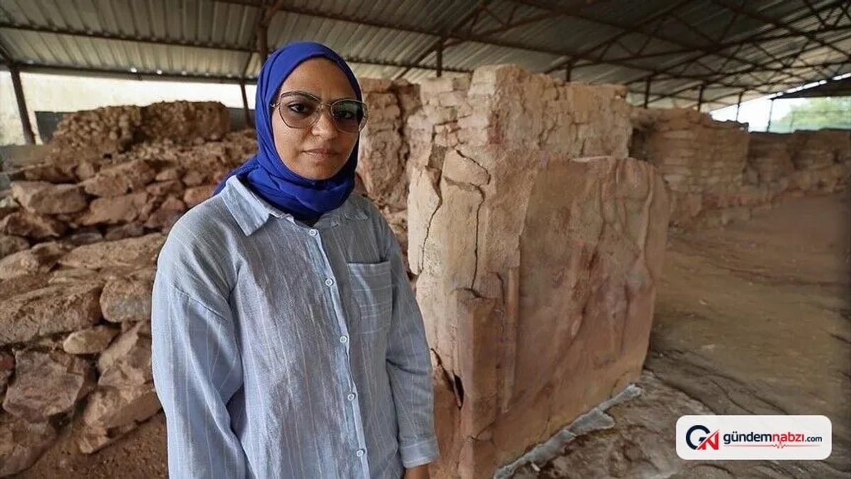 Mısırlı restoratör Abdallah, Şapinuva Antik Kenti'nde eserleri onarıyor