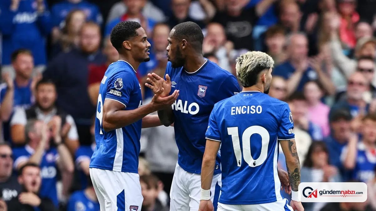Ipswich Town Sunderland'ı 2-1 yendi
