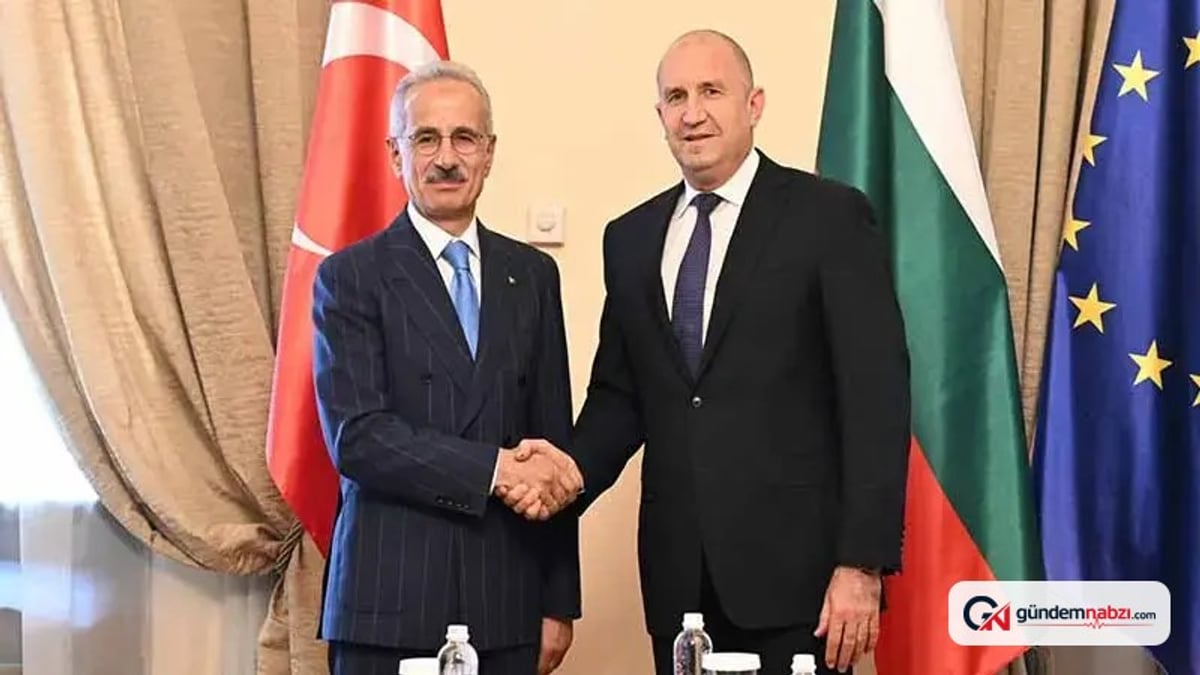 Ulaştırma Bakanı Uraloğlu, Bulgaristan Başbakanı Radev ile görüştü