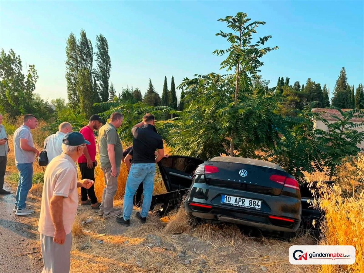 Kepsut'ta arazöz ile çarpışan otomobil sürücüsü hayatını kaybetti