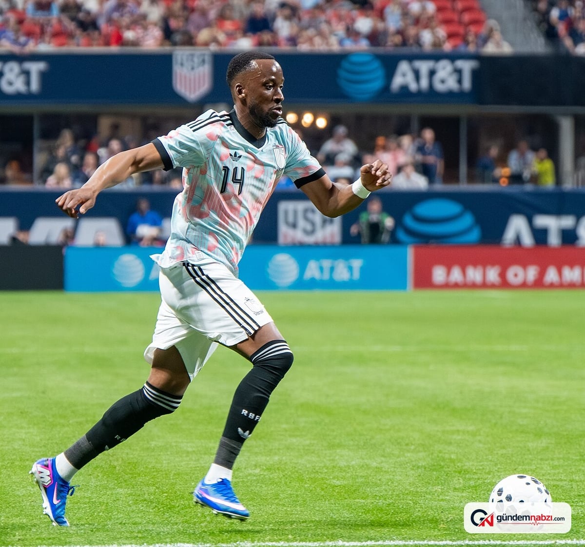Beşiktaş'tan Dodi Lukebakio için transfer teklifi