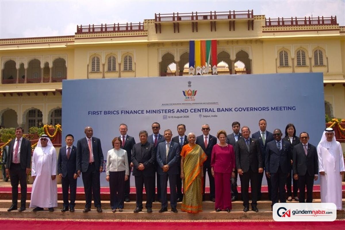 İran'dan BRICS ülkelerine ortak finansal koridor teklifi
