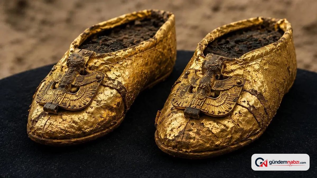 Kazakistan'da 1500 yıllık mezarda altın ayakkabılar bulundu