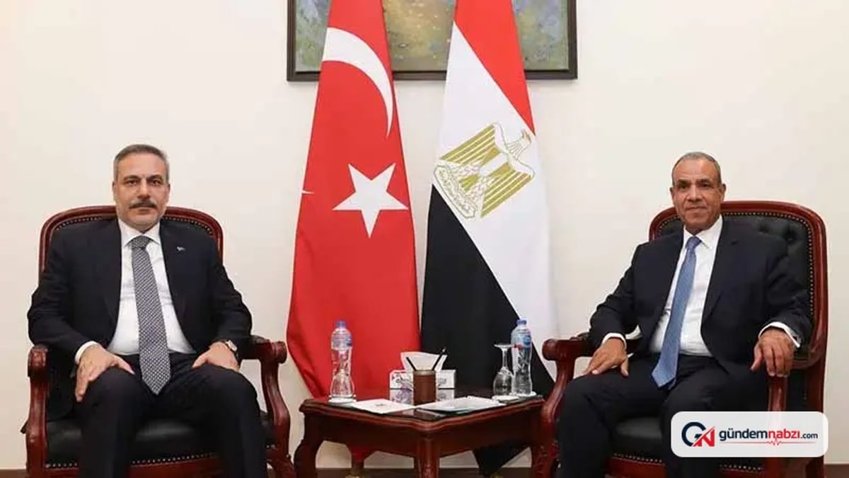 Bakan Fidan, Mısırlı mevkidaşı Abdülati ile bir araya geldi