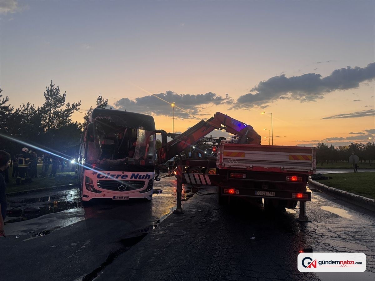 Kayseri'de otobüs tanker kazası: 39 yaralı