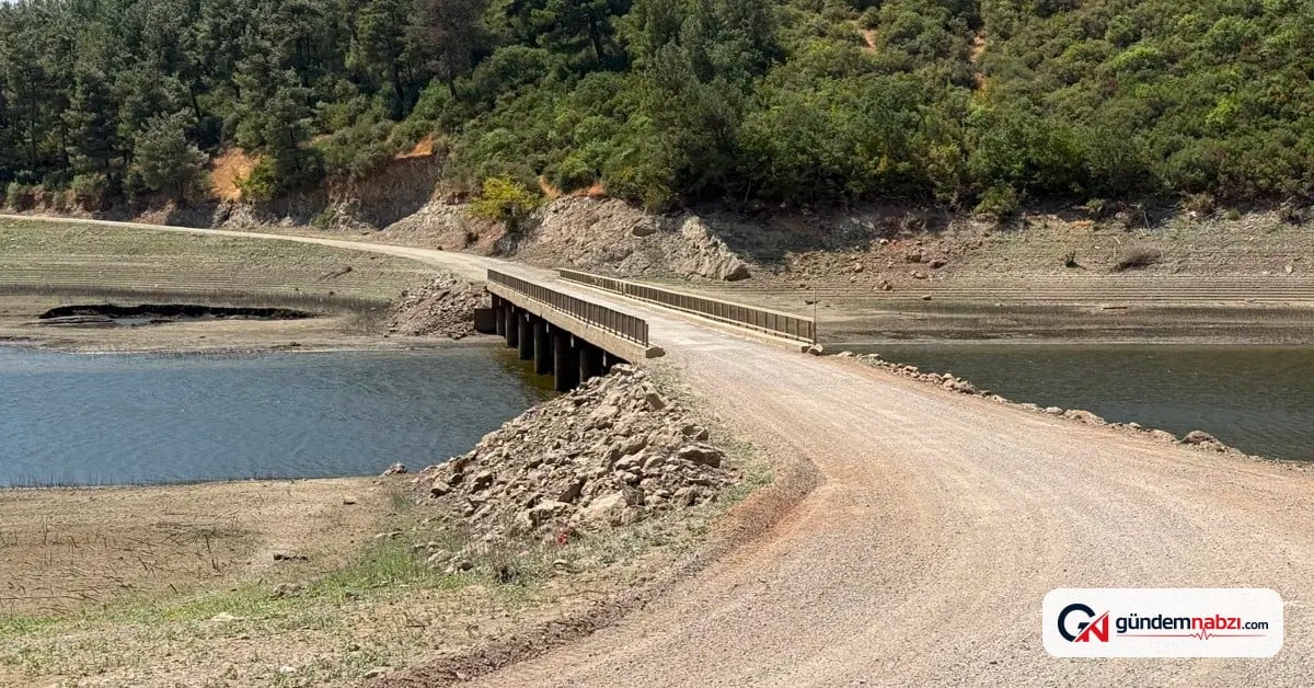 Çanakkale'de suları çekilen barajdaki tarihî köprü ulaşıma açıldı