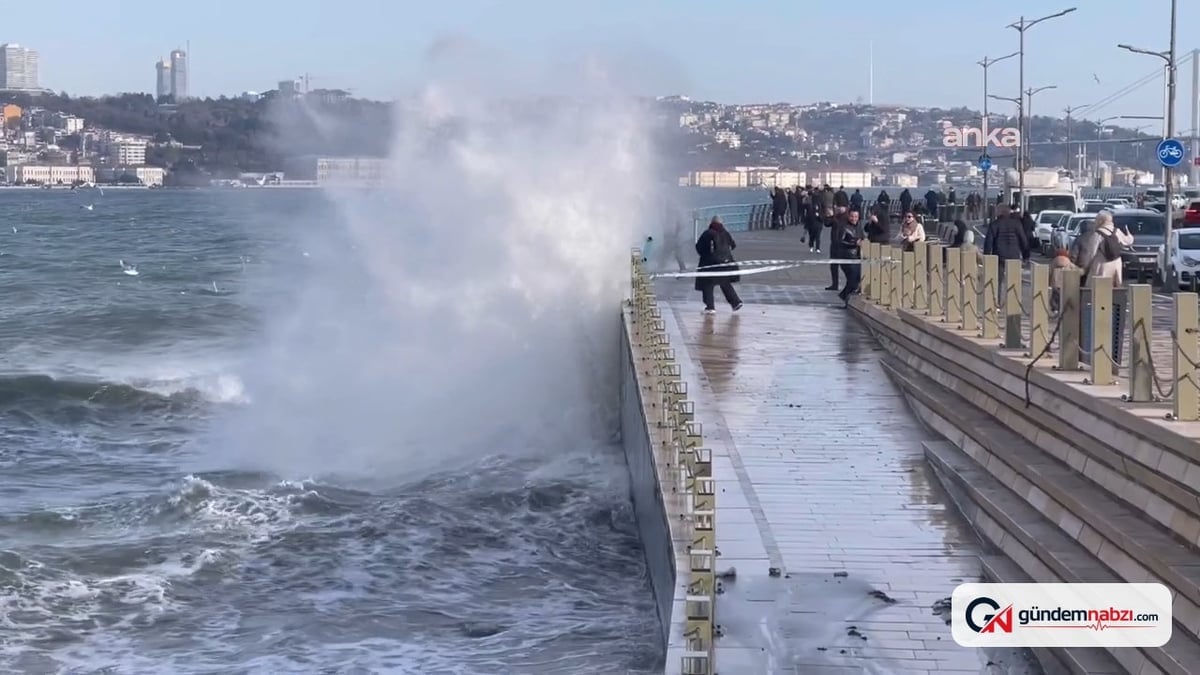 İstanbul Valiliği'nden fırtına ve sağanak uyarısı