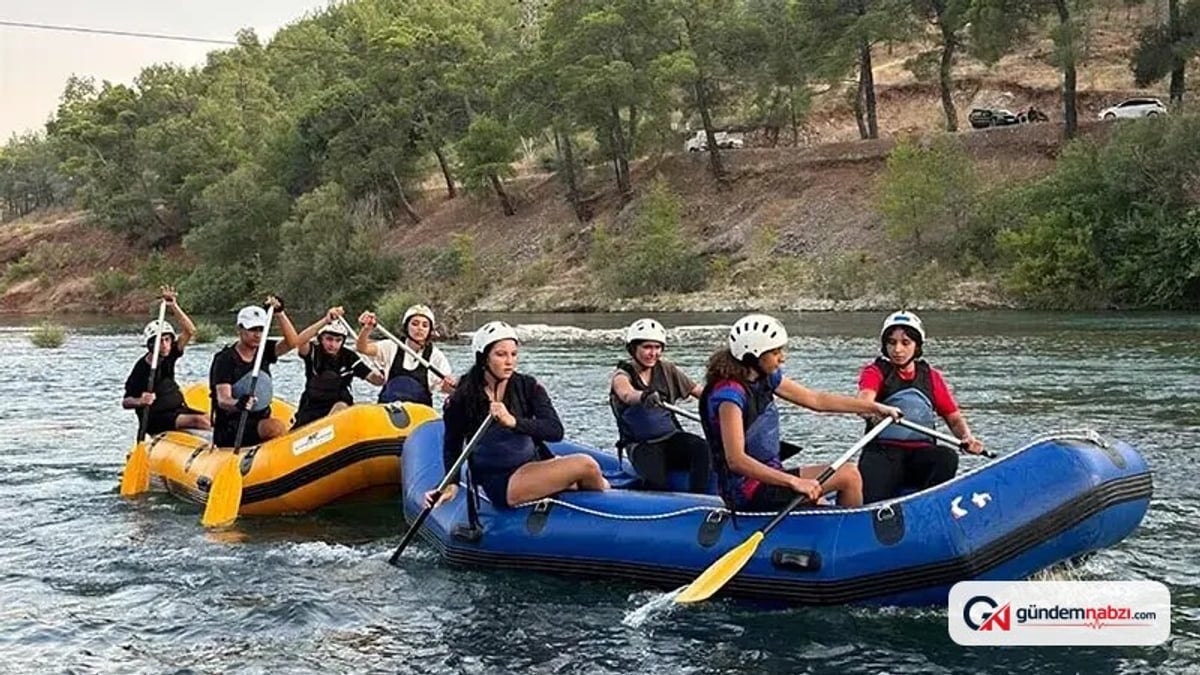 Muğla'da Öğretmen Saniye Uyar Kırık'ın kurduğu kulüp raftingde 15 şampiyonluk kazandı