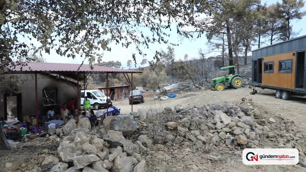 Muğla Büyükşehir Belediyesi, Seydikemer'deki yangın mağdurlarına yardım ediyor