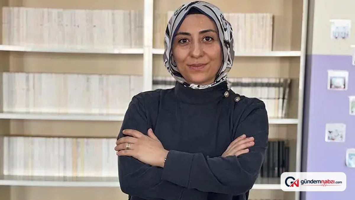 Ankara'da öğretmen 5 bin 500 kitaplık kütüphane oluşturdu