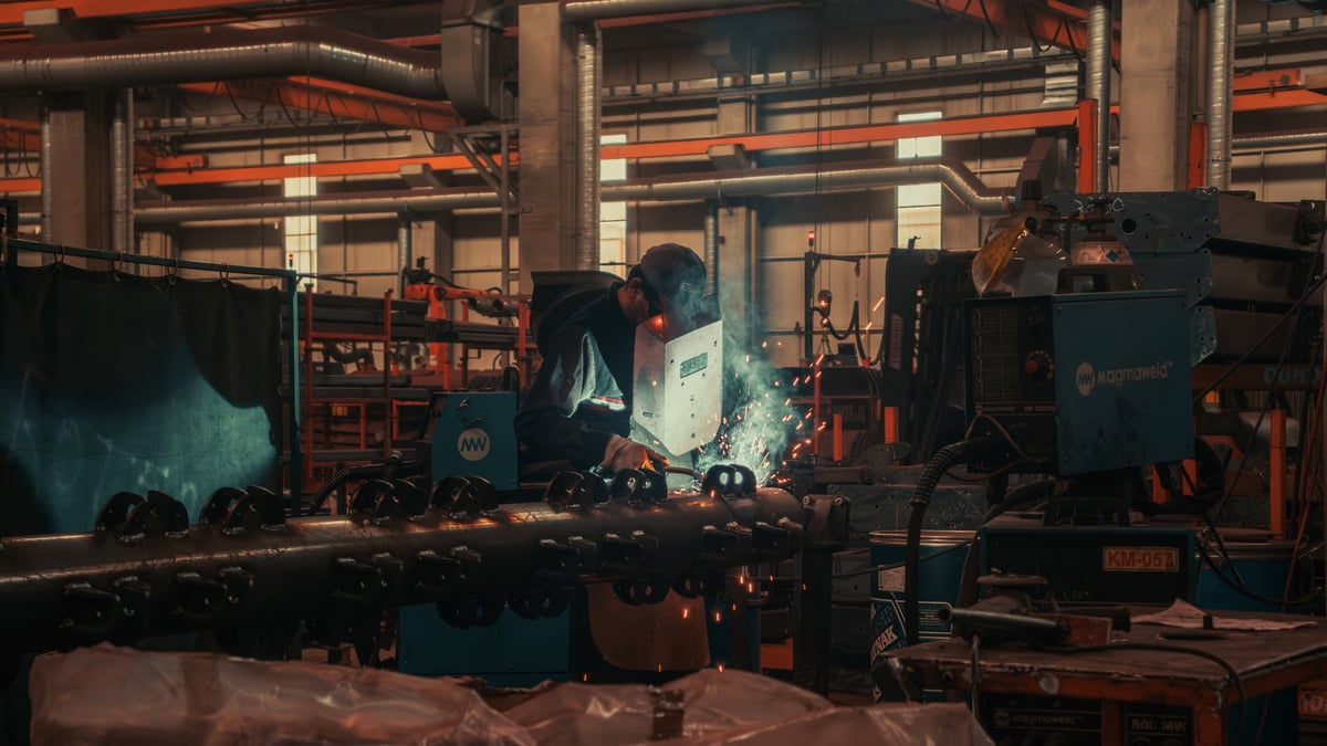 Türkiye İmalat PMI temmuzda 47,7'ye yükseldi