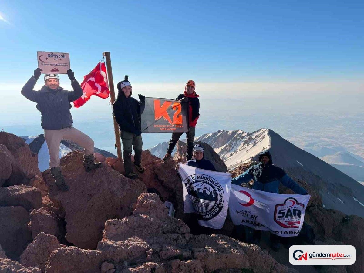 I. Geleneksel Aşık Seyrani Erciyes zirve tırmanışı tamamlandı